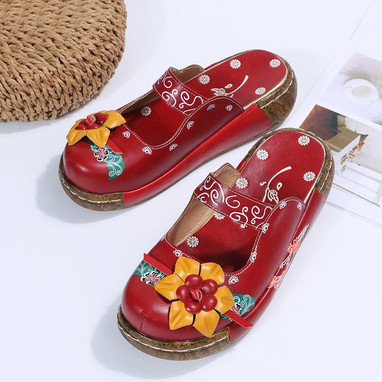 Chic Orthopedic Sandals with Unique Design