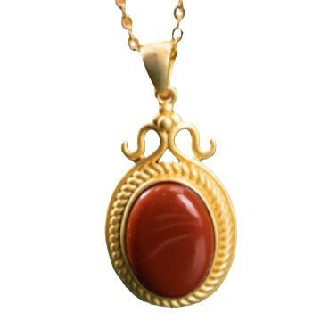 Elegant Gold Pendant for Every Occasion