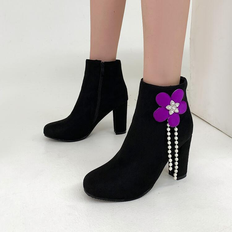 Graceful Orthopedic Boots for Modern Look