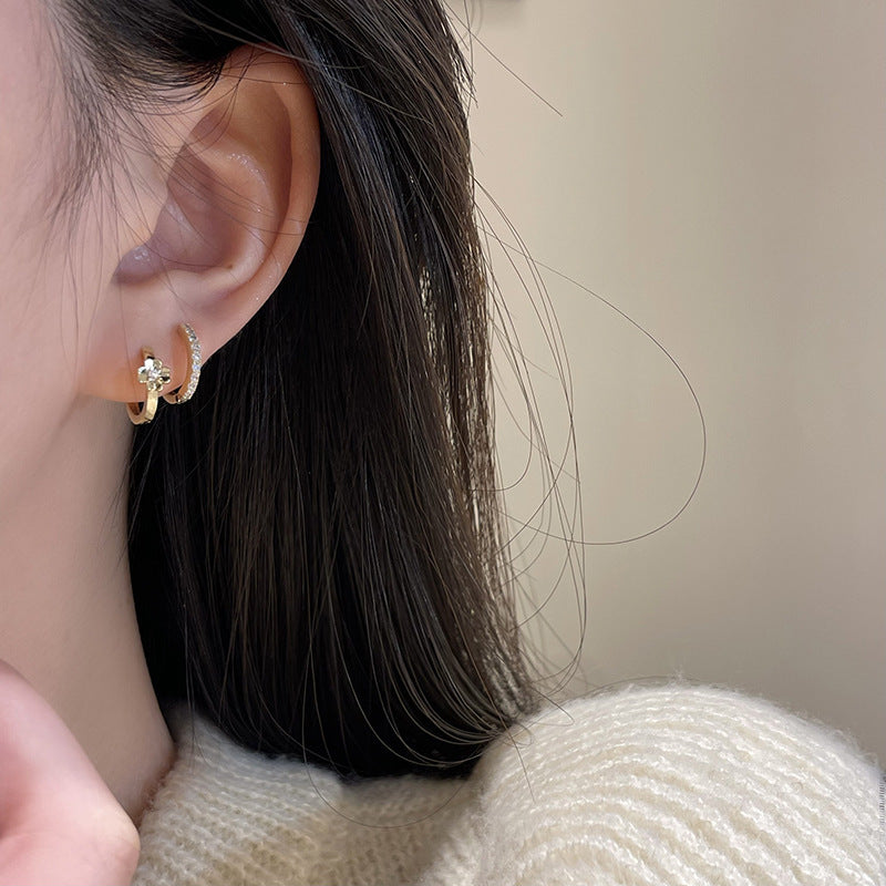 Stunning Earring for Daily Wear