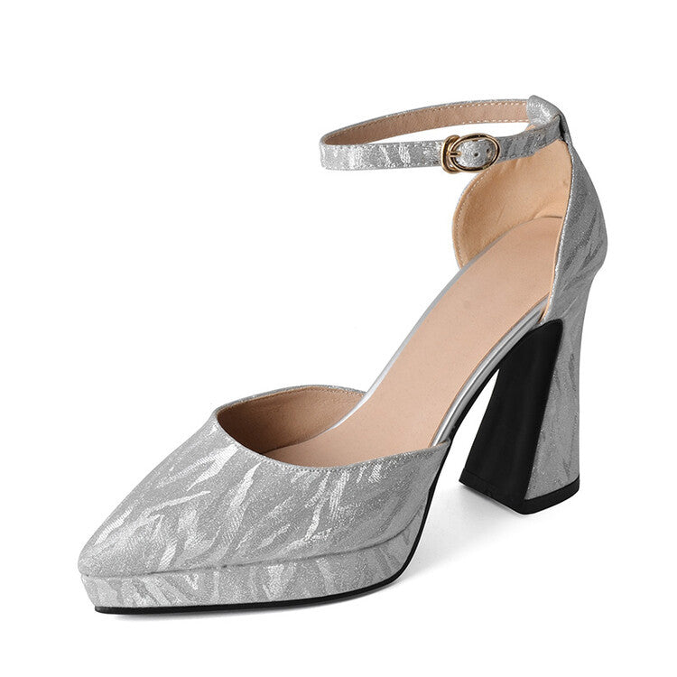 Chic Orthopedic Sandals with Unique Design