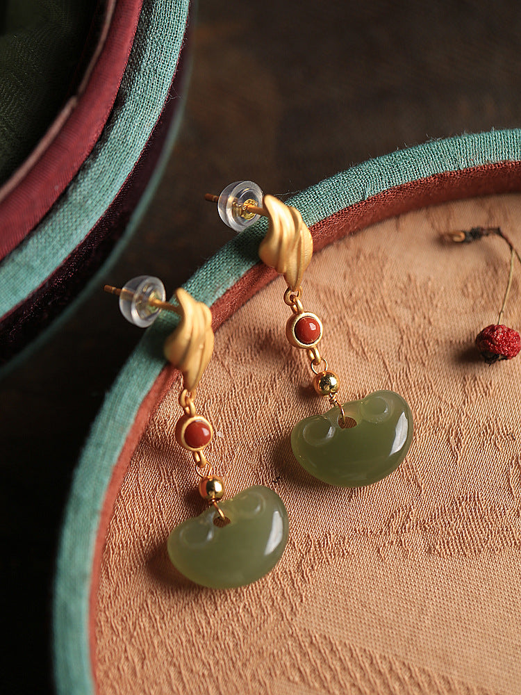 Stunning Gold Earring for Daily Wear