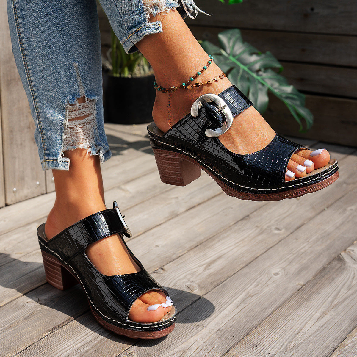 Chic Orthopedic Shoes with Unique Design
