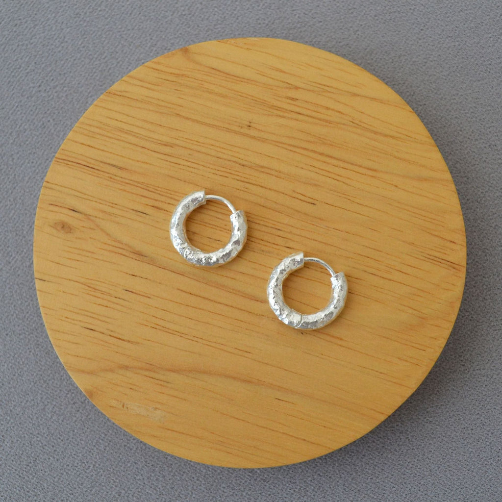 Stunning Gold Earring for Daily Wear