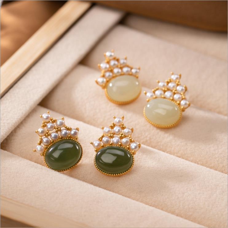 Delicate Artisan Gold Earring