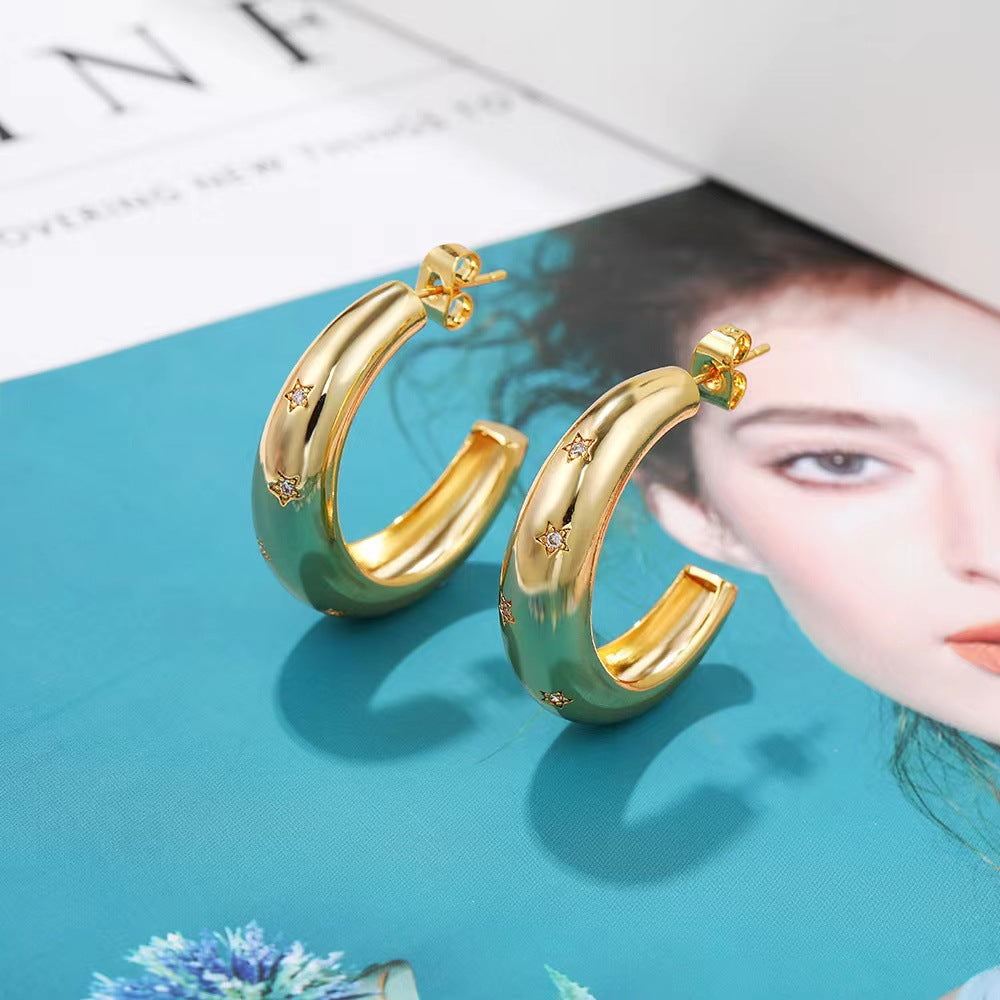 Delicate Artisan Gold Earring