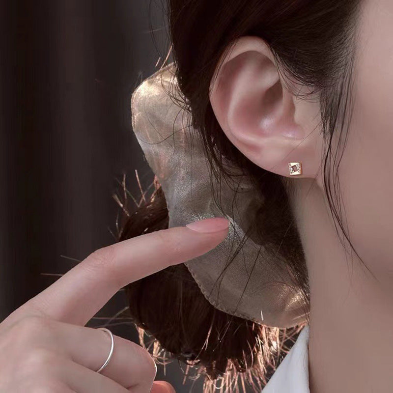 Elegant Earring for Every Occasion