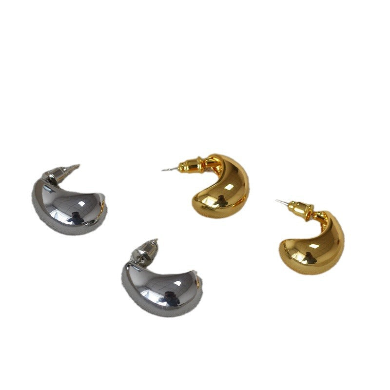 Delicate Artisan Gold Earring