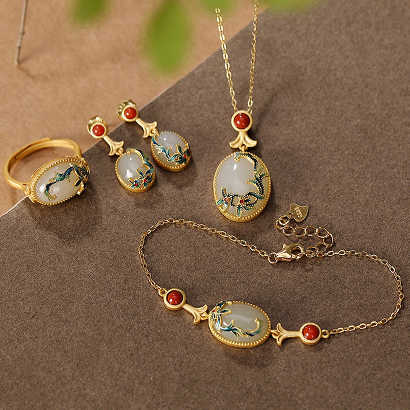 Elegant Gold Earring for Every Occasion