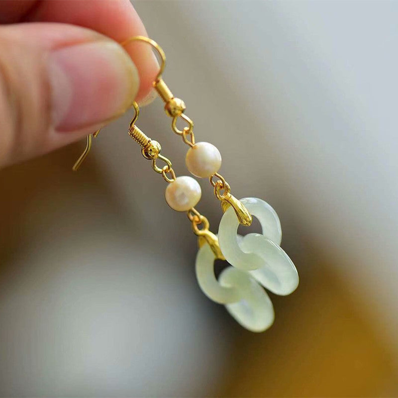 Beautiful Gold Earring with Unique Style