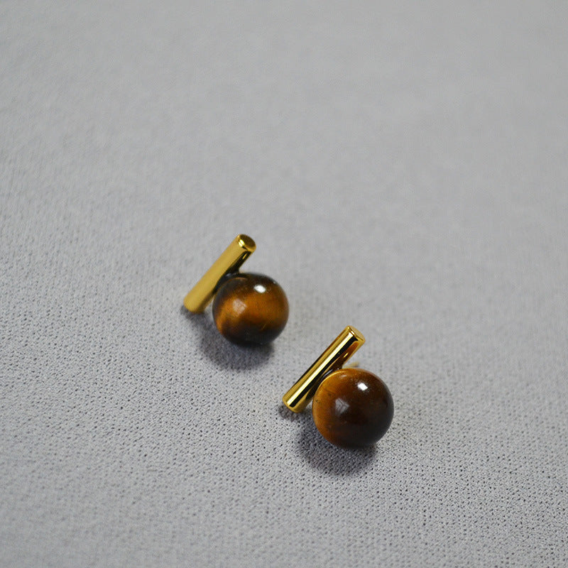 Romantic Silver Earring for Special Moments