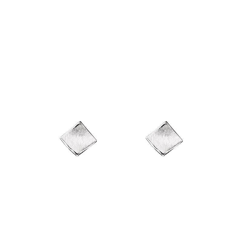 Charming Piece for Any Occasion