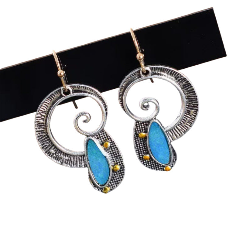 Vintage Handmade Earring