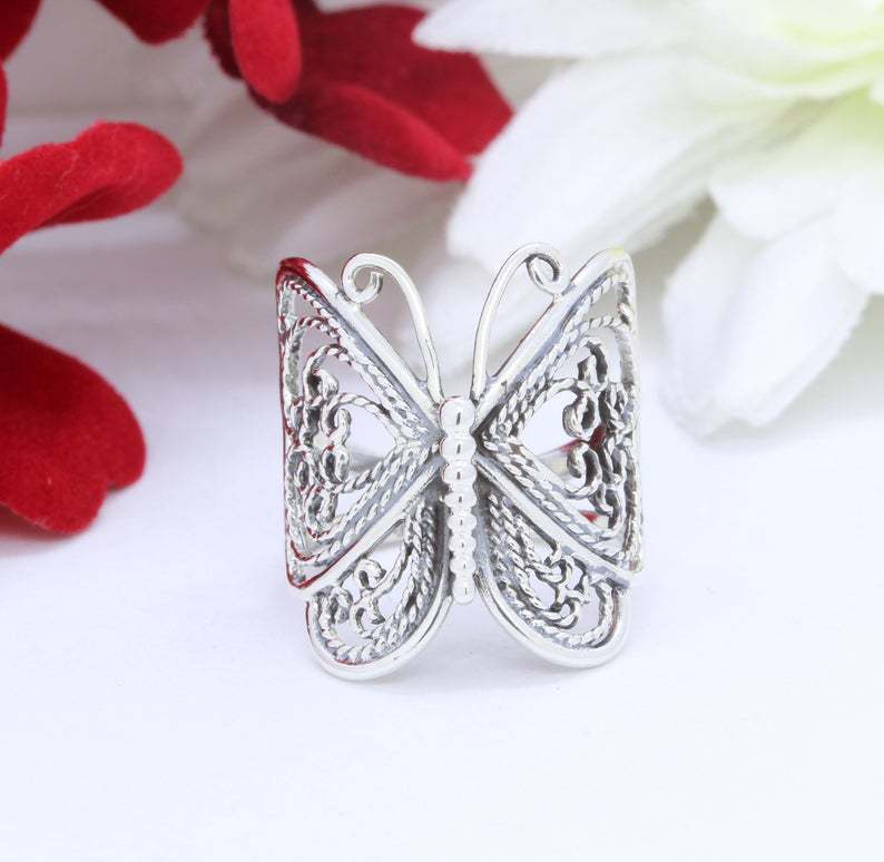 Stunning Bracelet for Daily Wear
