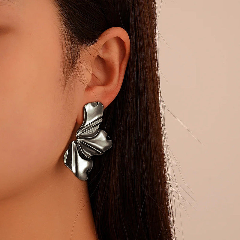 Classic Earring with Timeless Appeal