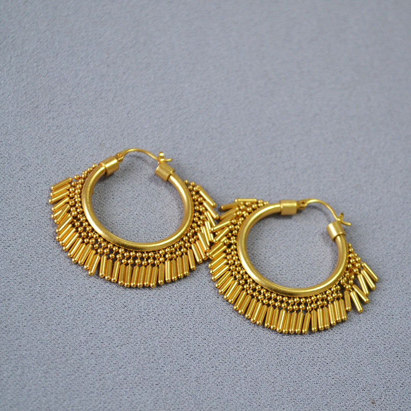 Romantic Gold Earring for Special Moments