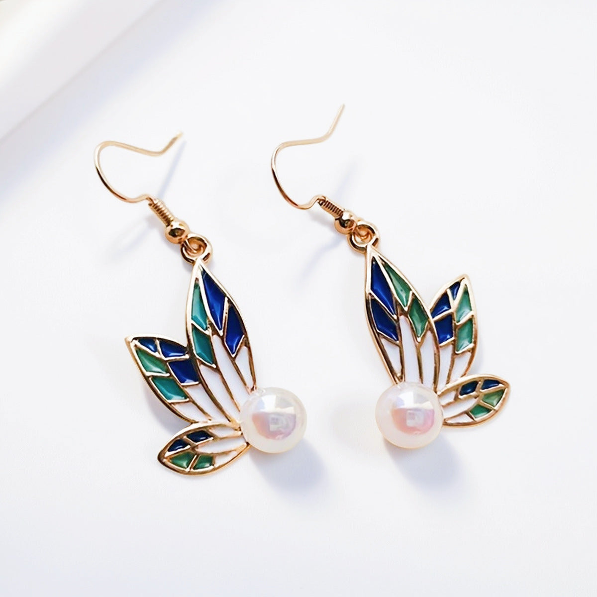 Charming Pearl Earring for Any Occasion