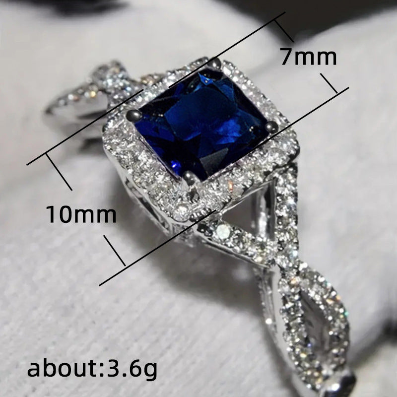 Romantic Chain for Special Moments