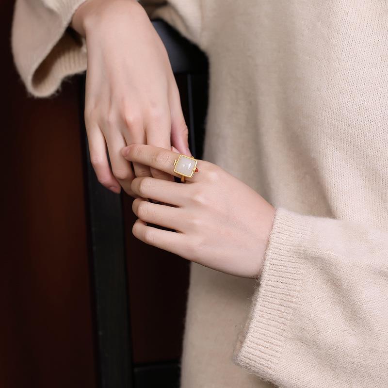 Elegant Gold Ring for Every Occasion
