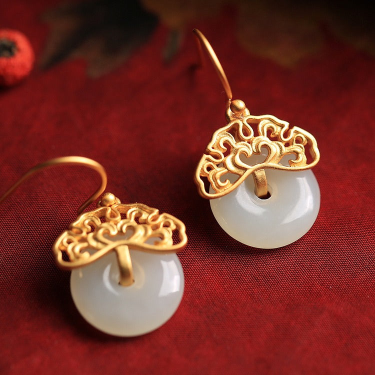 Elegant Gold Earring for Every Occasion