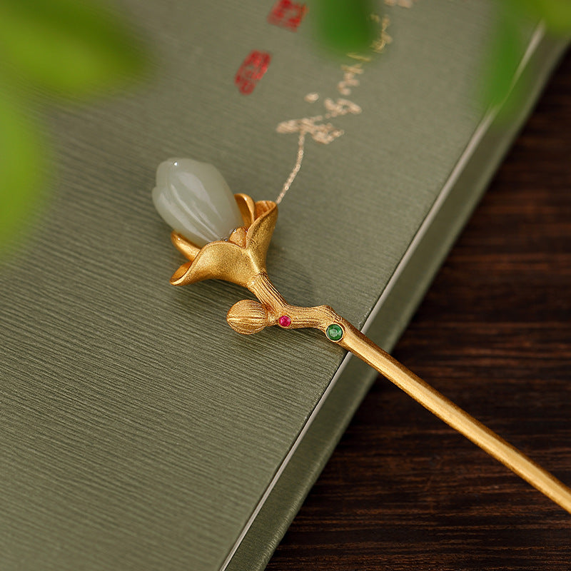 Beautiful Gold Piece with Unique Style