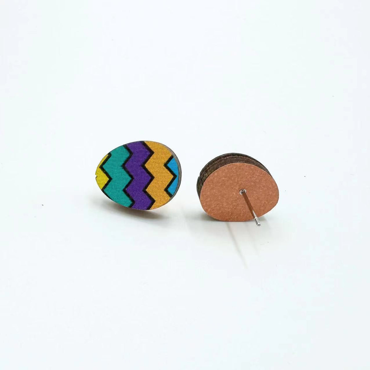 Classic Earring with Timeless Appeal