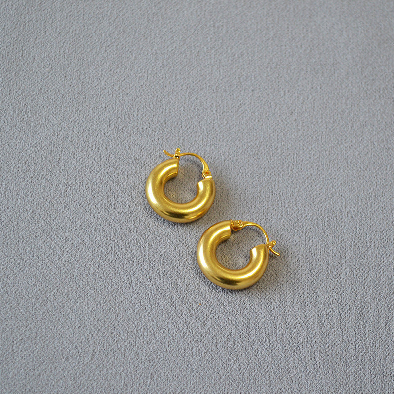 Stunning Gold Earring for Daily Wear