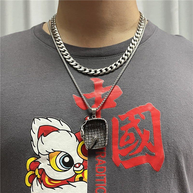 Charming Pendant for Any Occasion