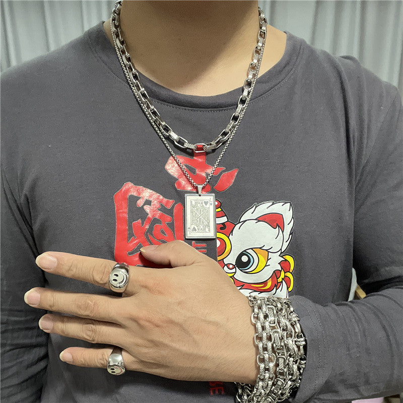 Elegant Pendant for Every Occasion
