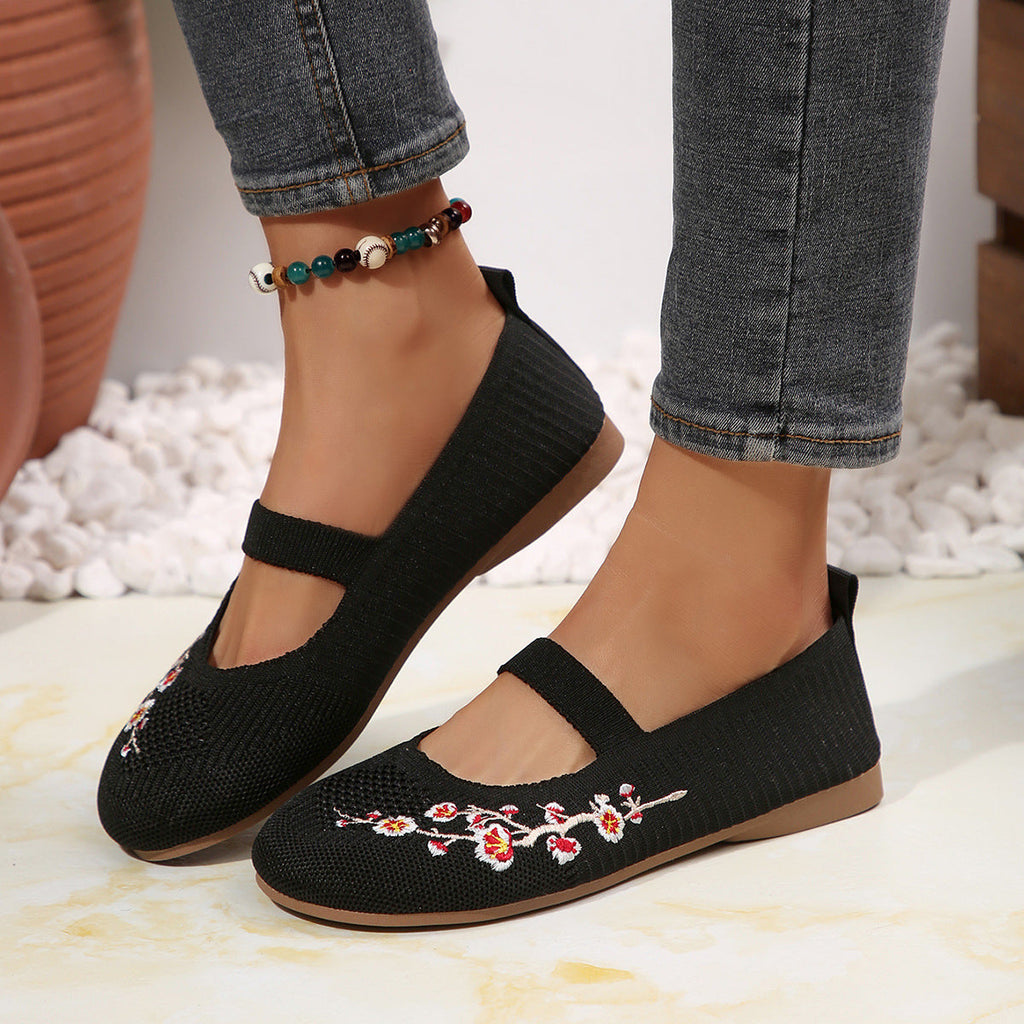 Graceful Orthopedic Shoes for Modern Look