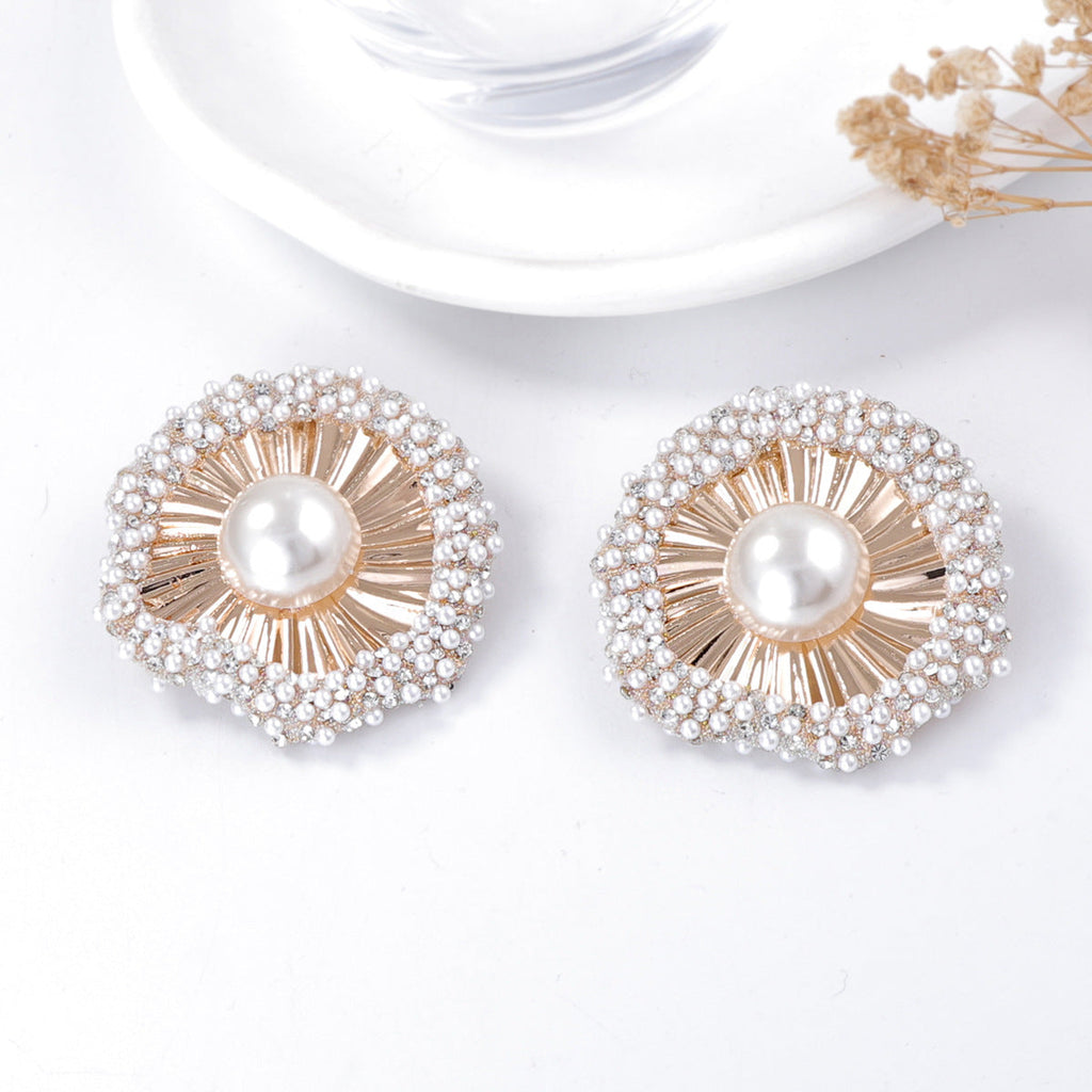 Delicate Artisan Pearl Earring