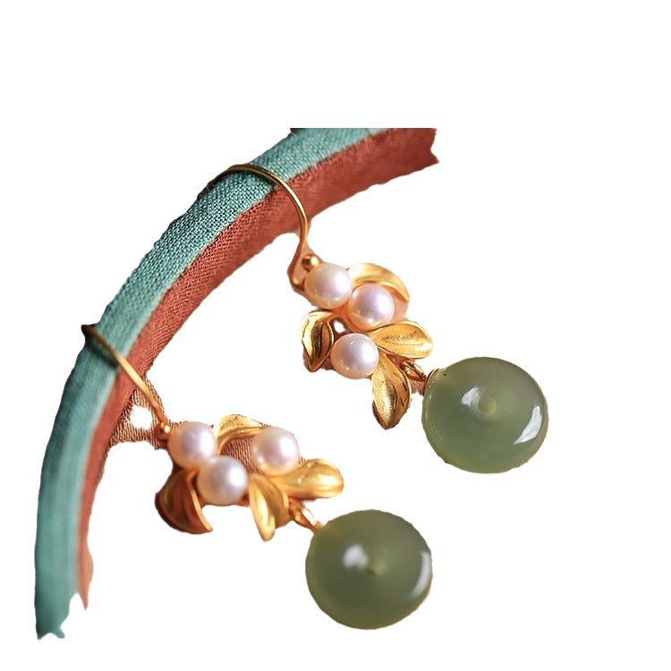 Elegant Gold Earring for Every Occasion