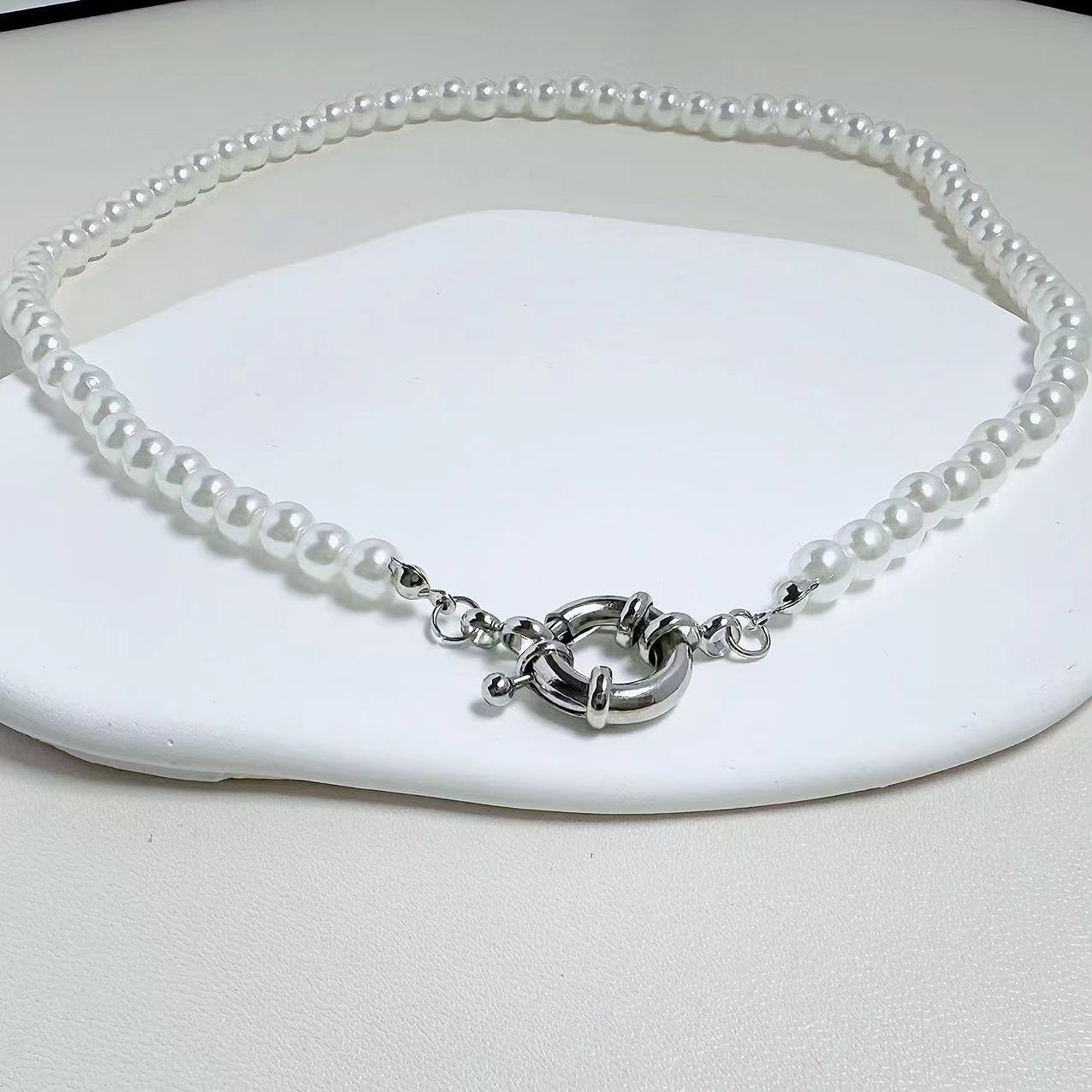 Charming Pearl Necklace for Any Occasion