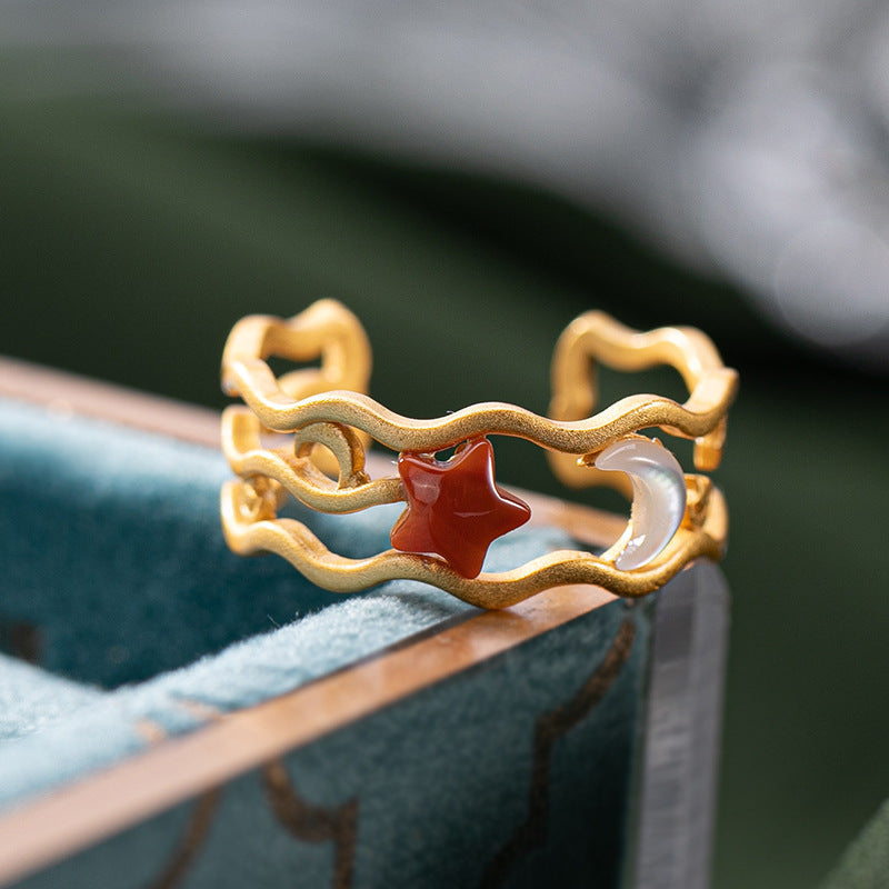 Romantic Gold Ring for Special Moments