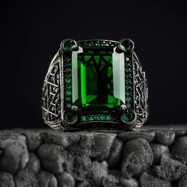 Elegant Silver Ring for Every Occasion