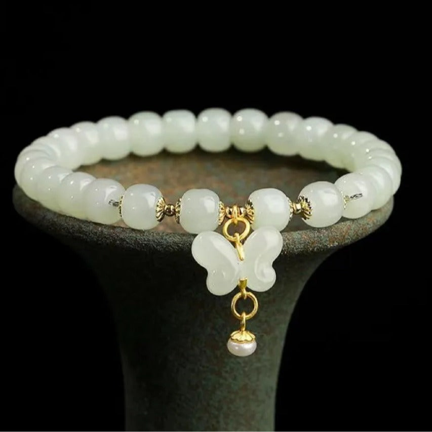 Romantic Pearl Bracelet for Special Moments