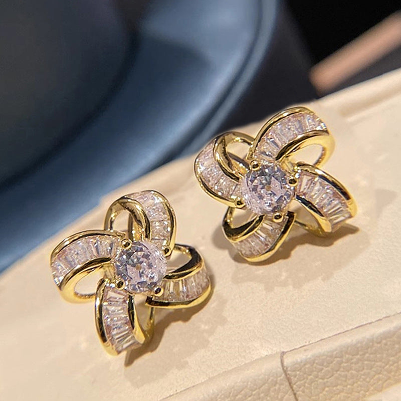 Elegant Earring for Every Occasion