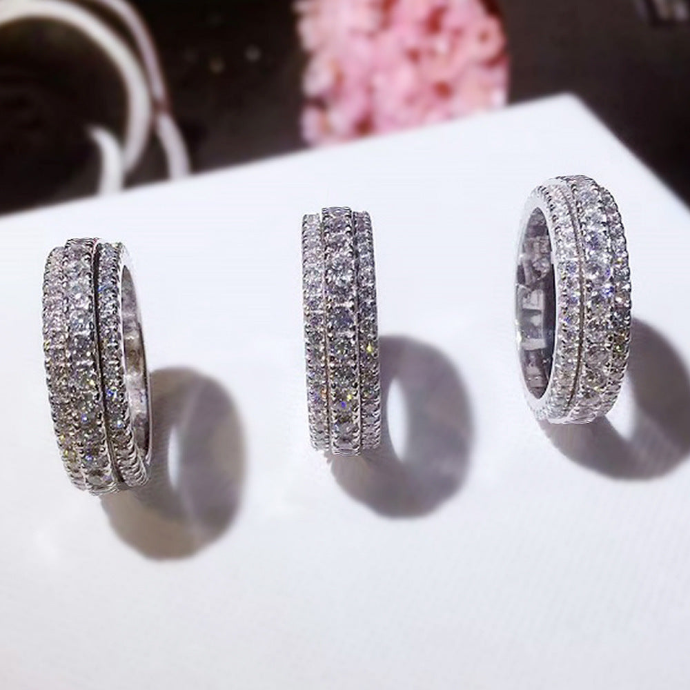 Romantic Gold Ring for Special Moments