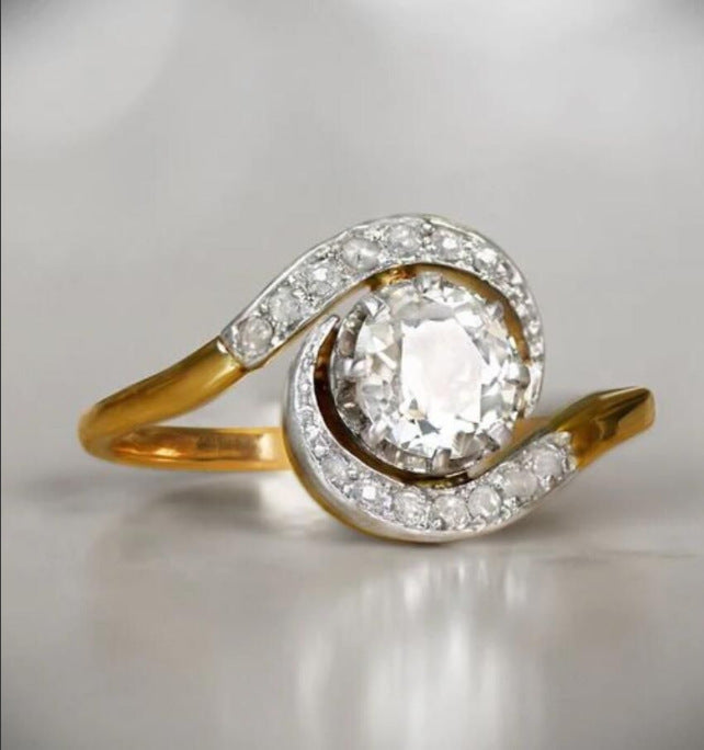 Charming Gold Ring for Any Occasion