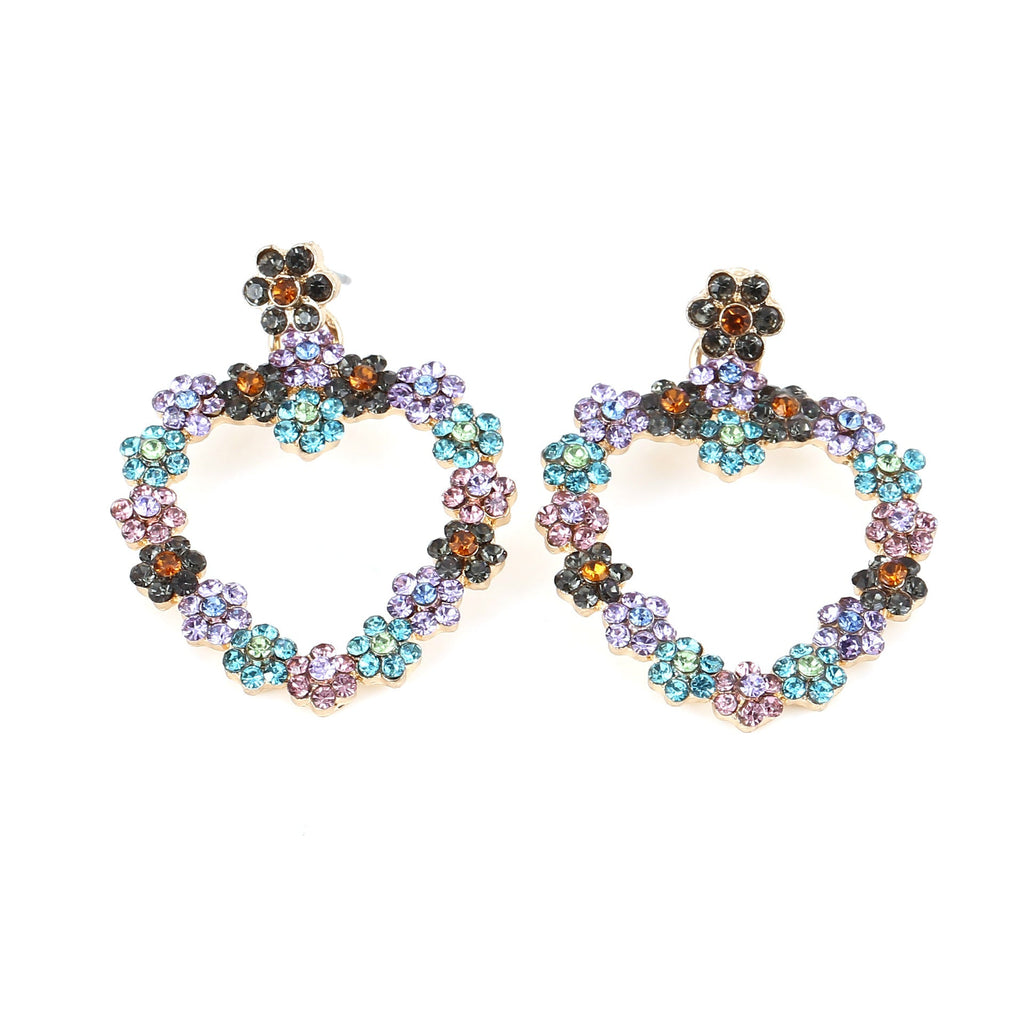 Charming Earring for Any Occasion