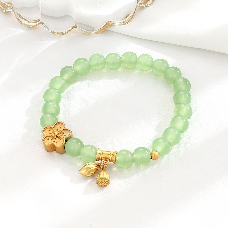 Classic Gold Bracelet with Timeless Appeal
