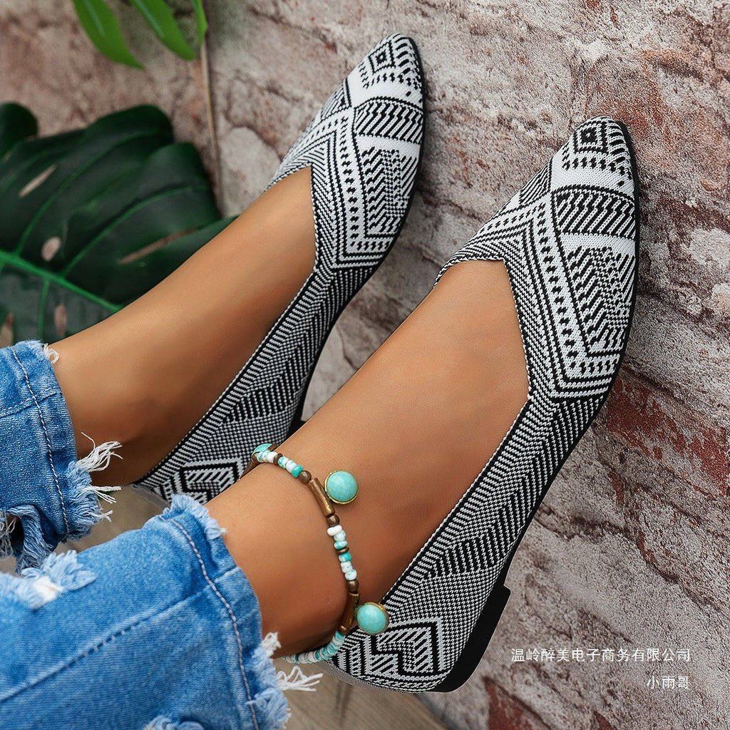 Chic Orthopedic Shoes with Unique Design
