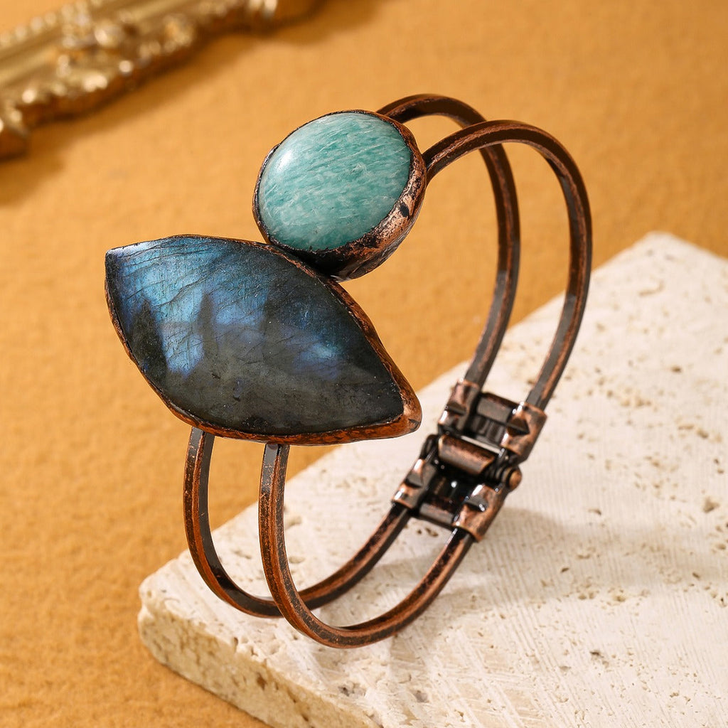 Romantic Bracelet for Special Moments