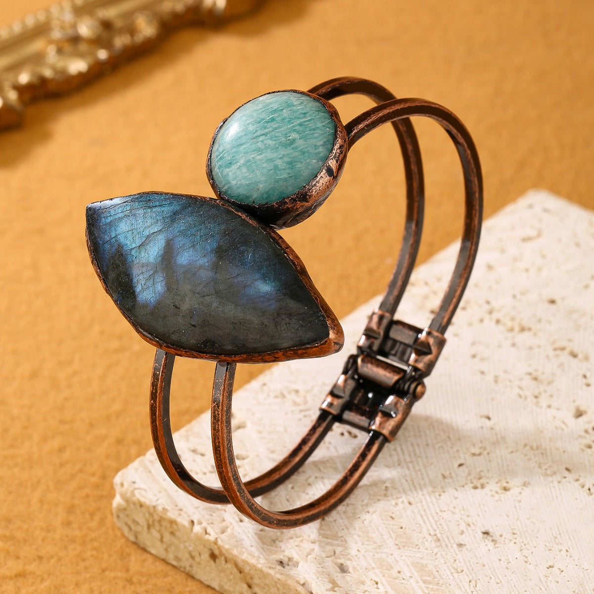 Romantic Bracelet for Special Moments