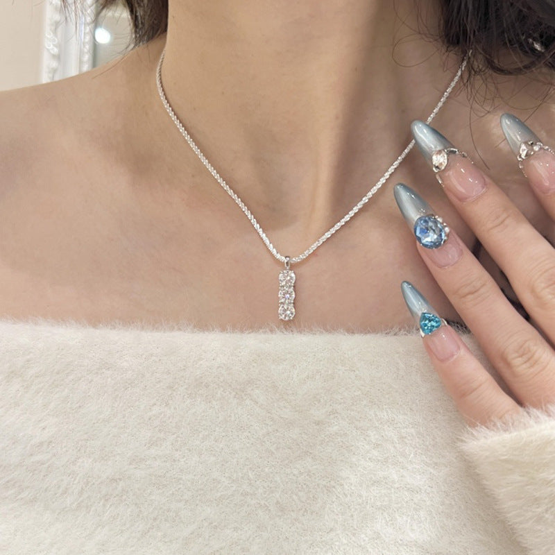 Charming Piece for Any Occasion