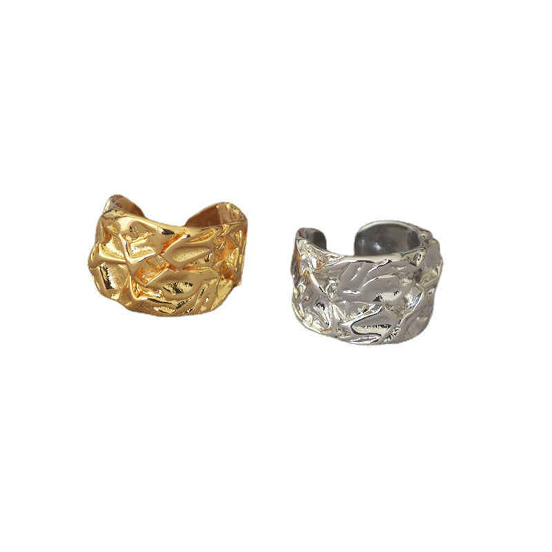 Charming Gold Ring for Any Occasion