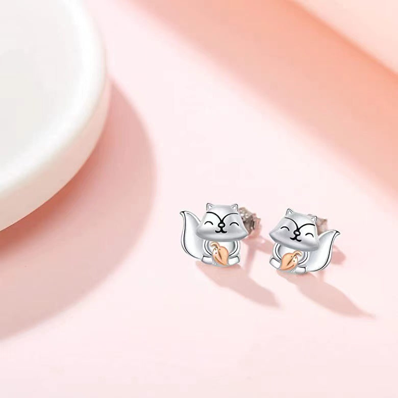 Beautiful Silver Earring with Unique Style