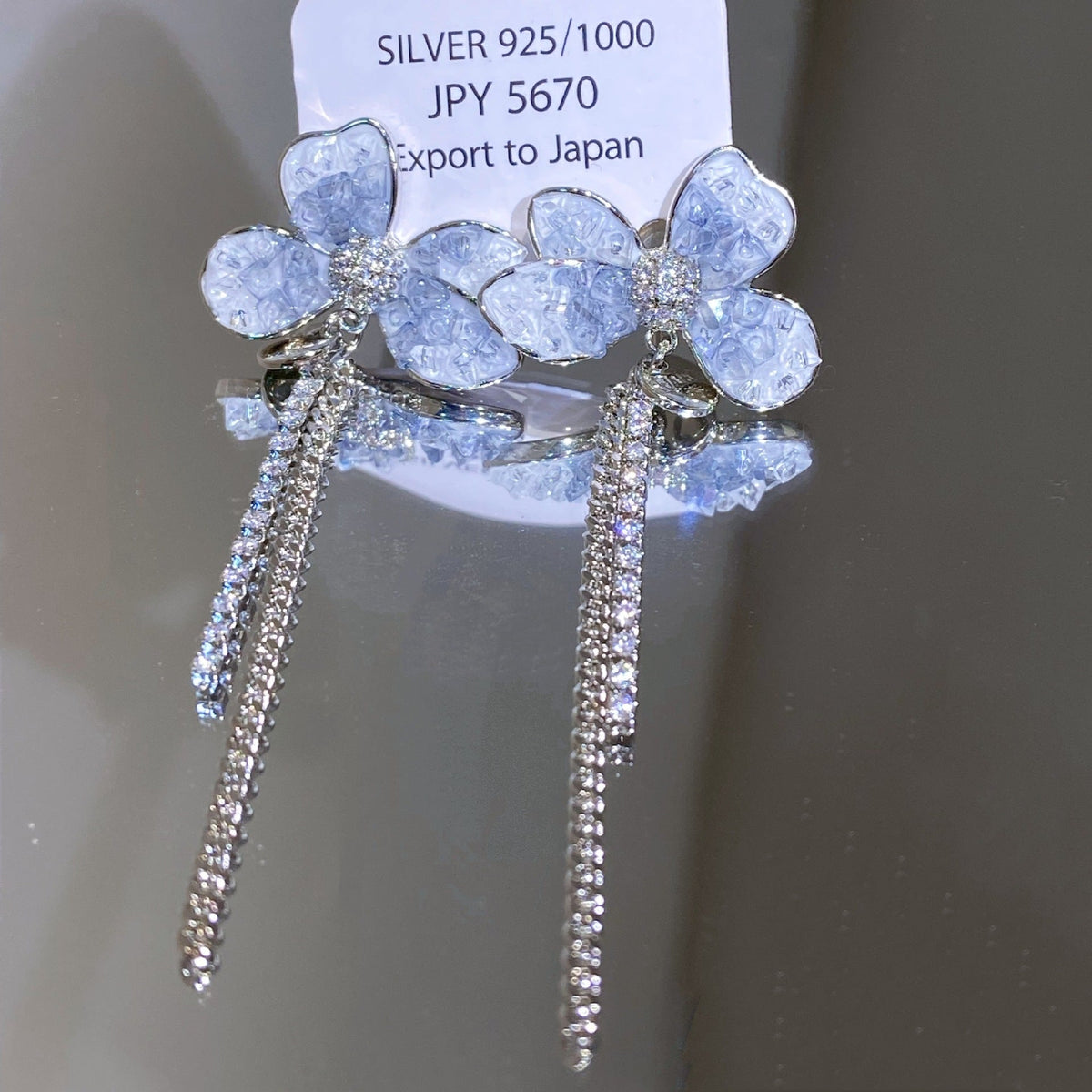 Elegant Earring for Every Occasion