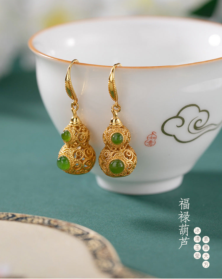 Elegant Gold Earring for Every Occasion