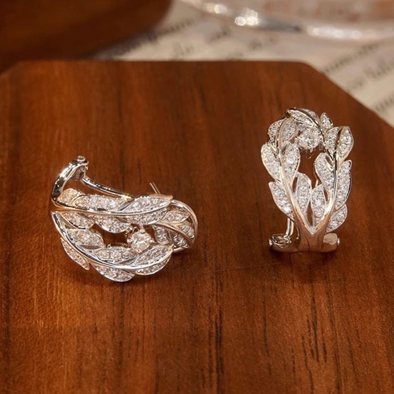 Charming Piece for Any Occasion